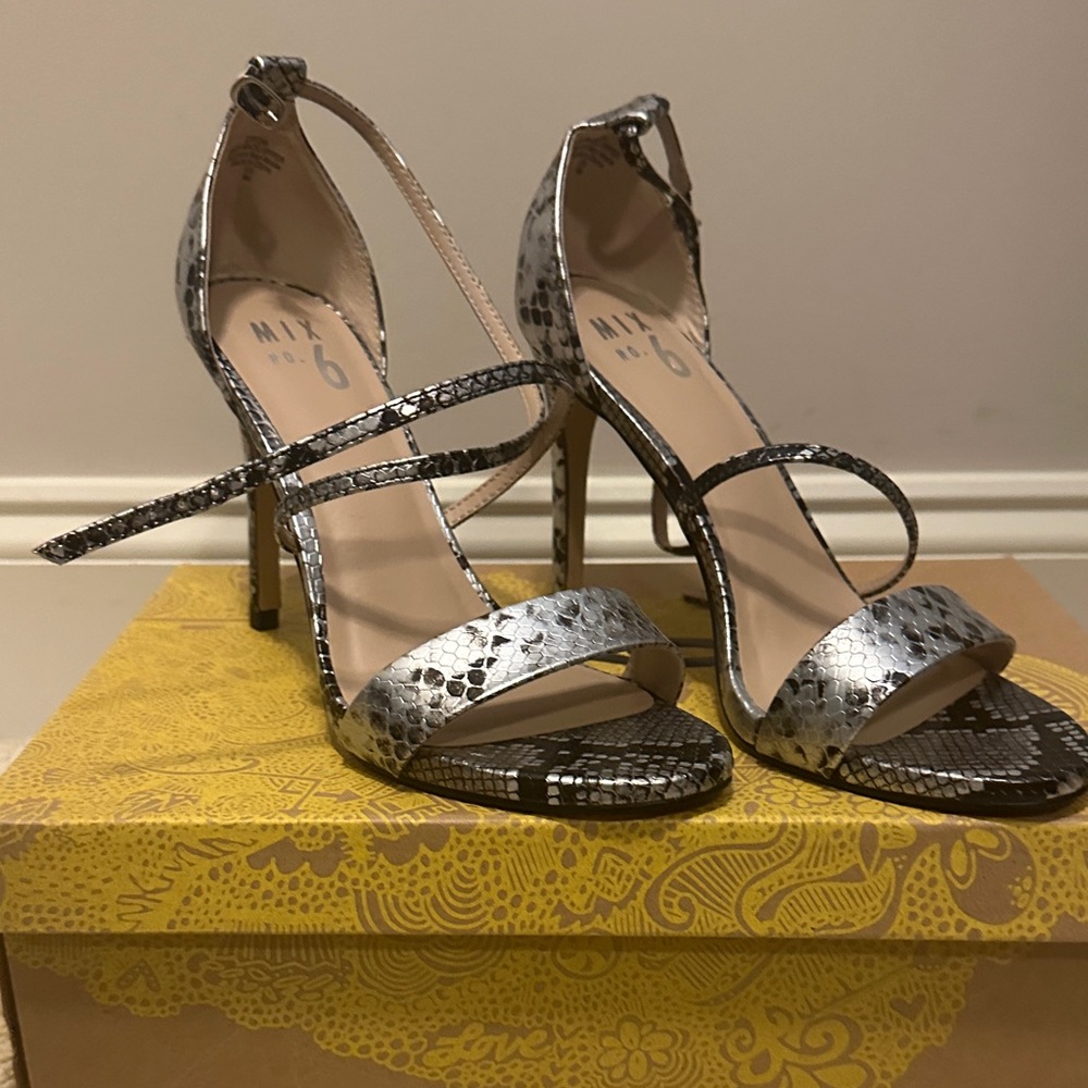 Mix No. 6 Silver Snakeskin Heels